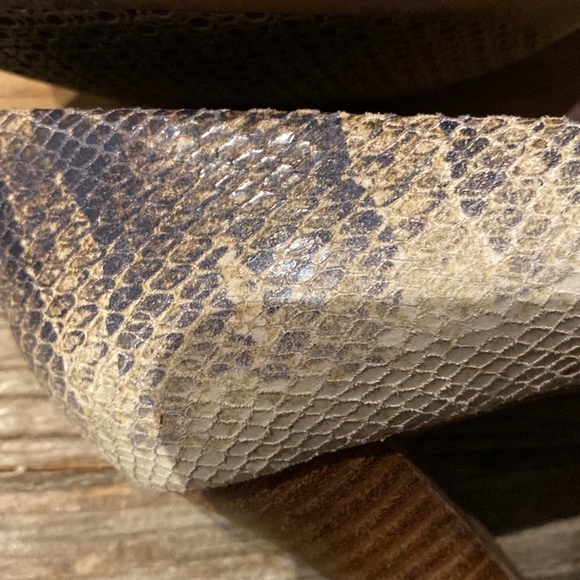 Geox snakeskin almond toe pumps - excellent condition! - Picture 2 of 8